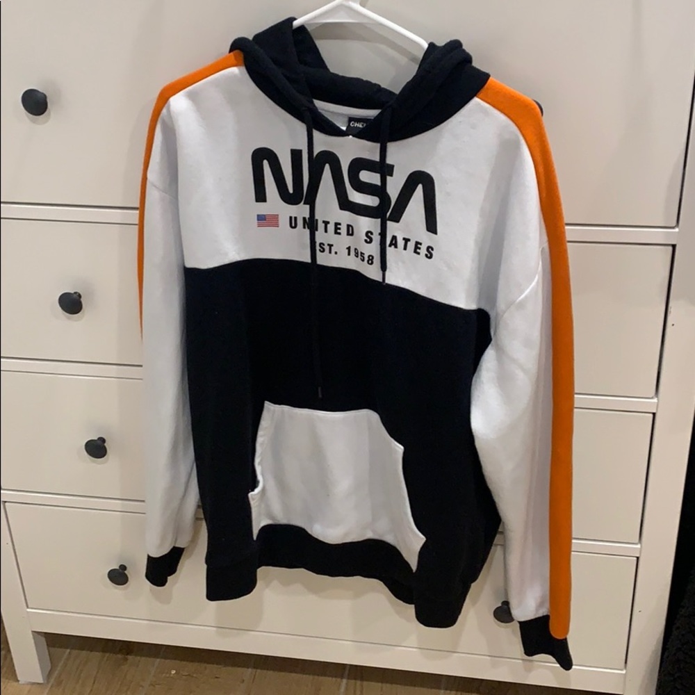 NASA sweatshirt